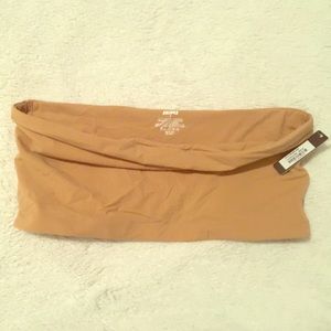 SKIMS- NWT bandeau bra